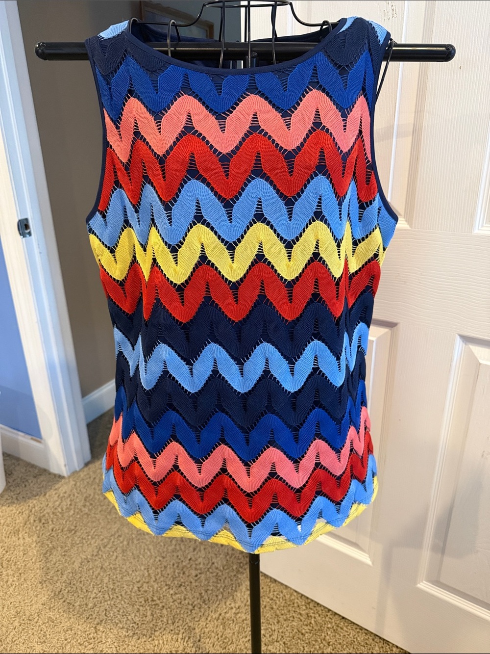 Rafaella Sleeveless Chevron Knit Embroidered Blouse Multicolor Zigzag Large